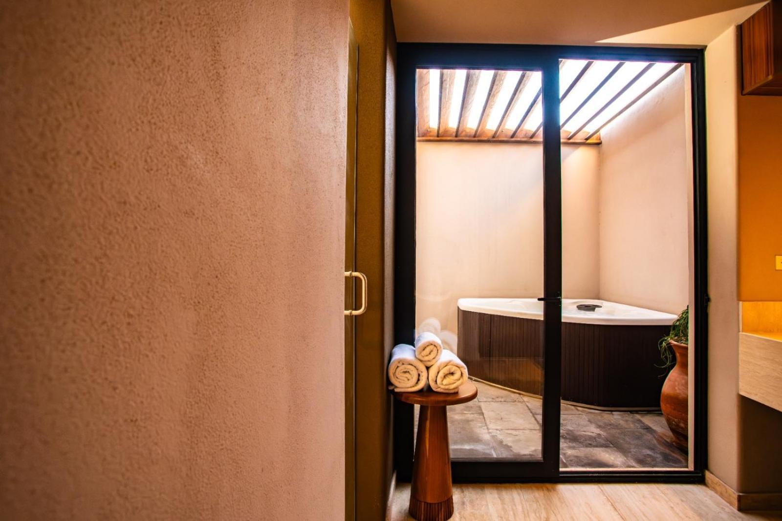 Hotel Flores De Sal-バジェ・デ・グアダルーペ エクステリア 写真